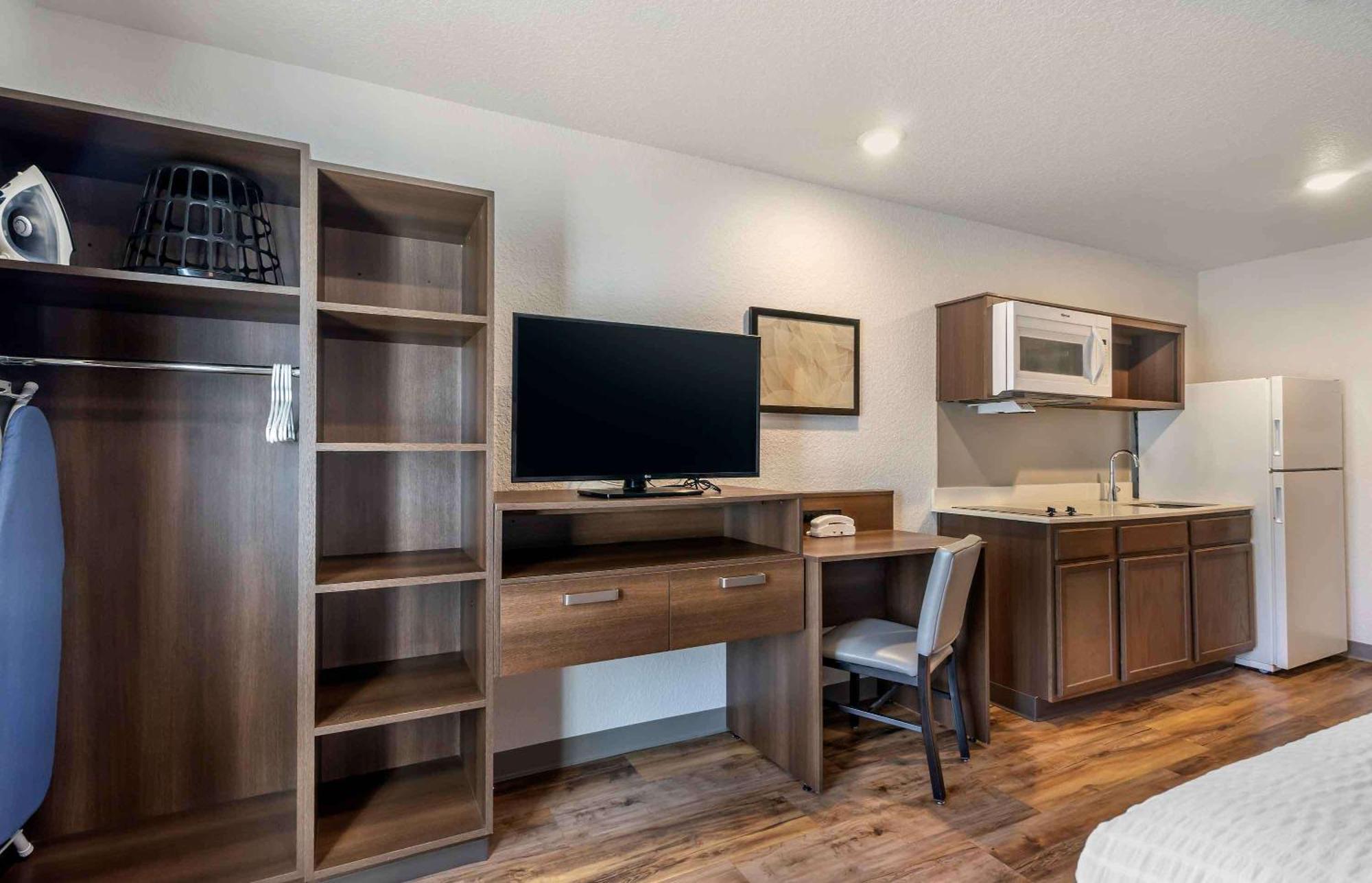 Extended Stay America Select Suites - Tampa - Brandon - East Heartland Zewnętrze zdjęcie