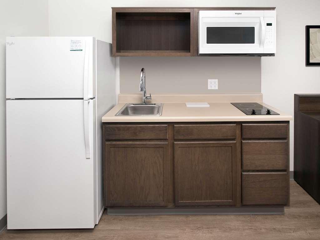Extended Stay America Select Suites - Tampa - Brandon - East Heartland Pokój zdjęcie